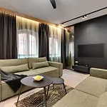 Granaria Deluxe By Downtown 아파트호텔 4*