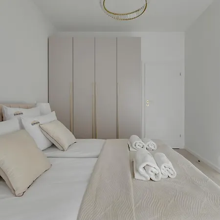 Aparthotel Granaria Deluxe By Downtown 3*